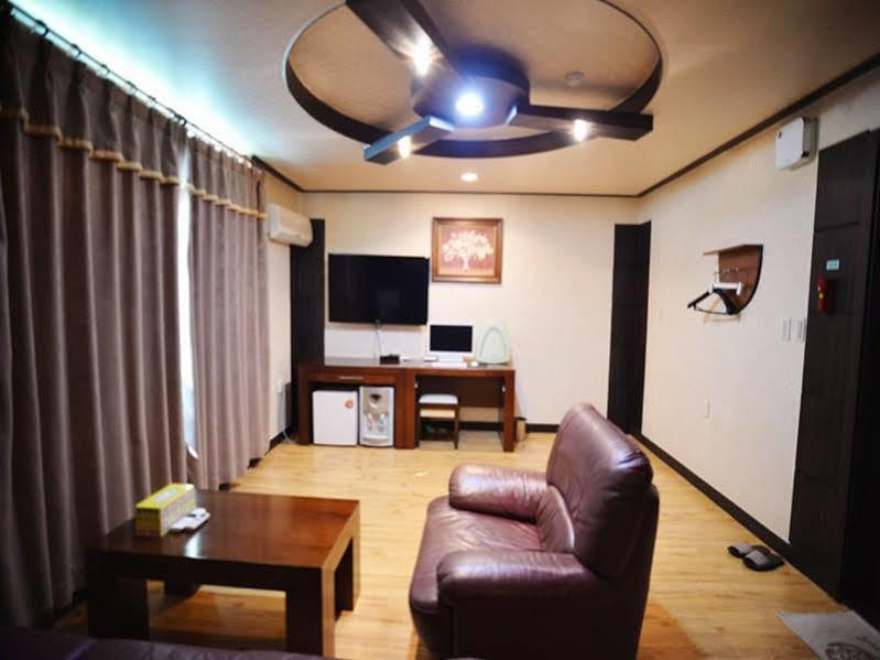 Am Ort Hotel ยอซู ภายนอก รูปภาพ