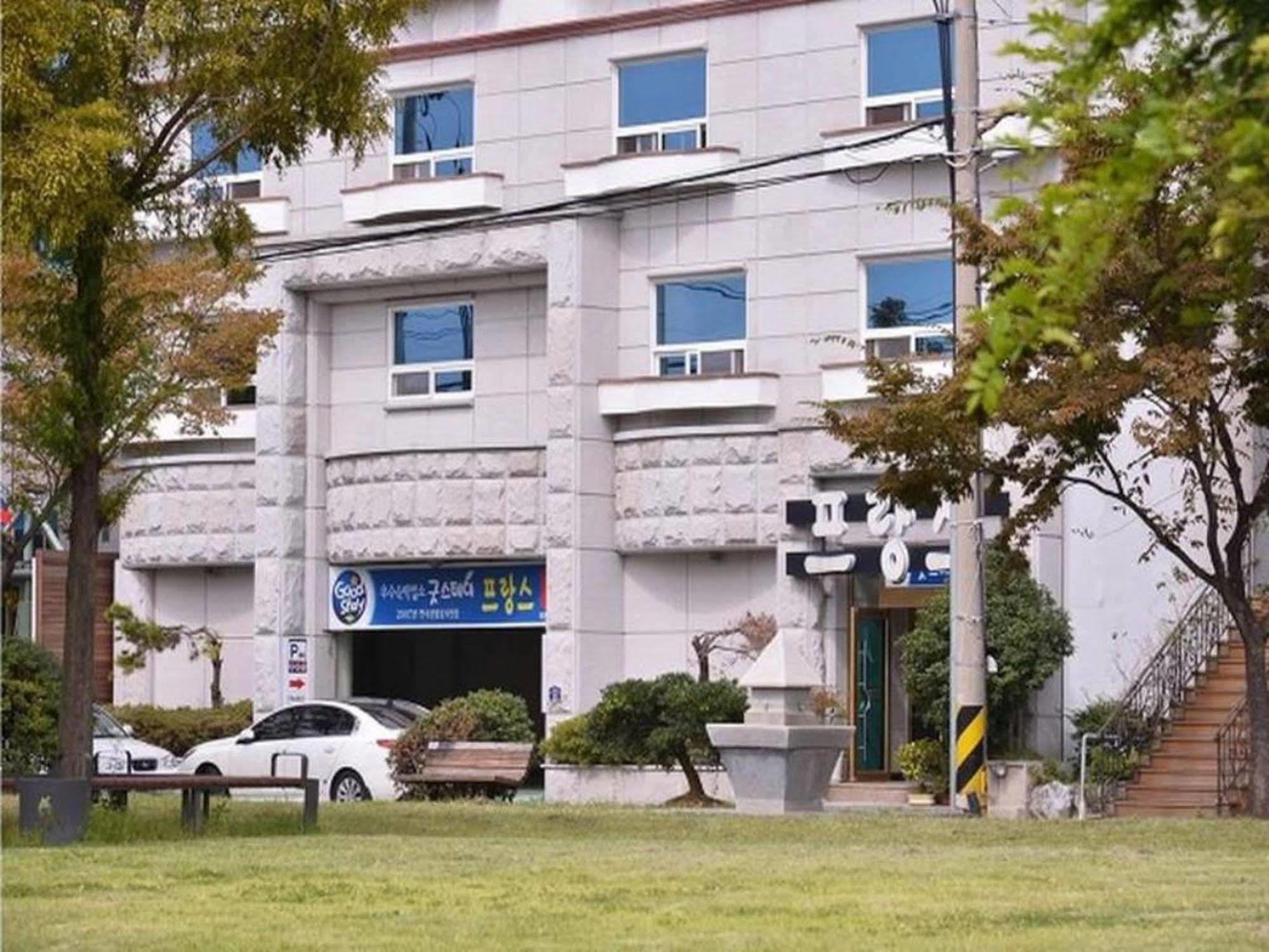 Am Ort Hotel ยอซู ภายนอก รูปภาพ