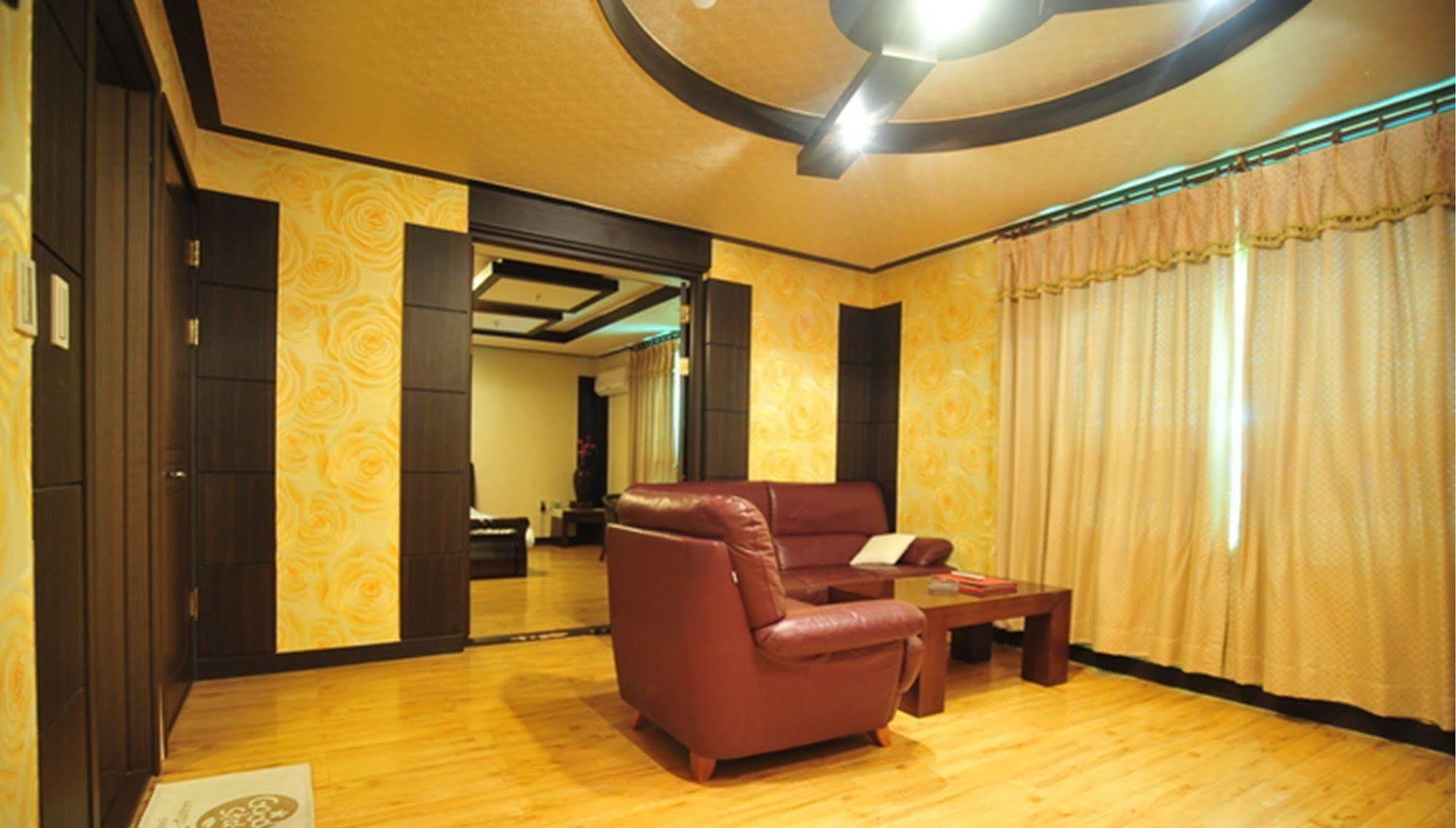 Am Ort Hotel ยอซู ภายนอก รูปภาพ