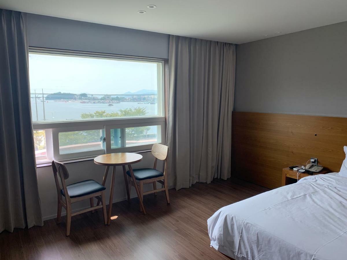 Am Ort Hotel ยอซู ภายนอก รูปภาพ